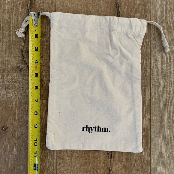 NWT! Rhythm Drawstring Bag - Picture 4 of 6